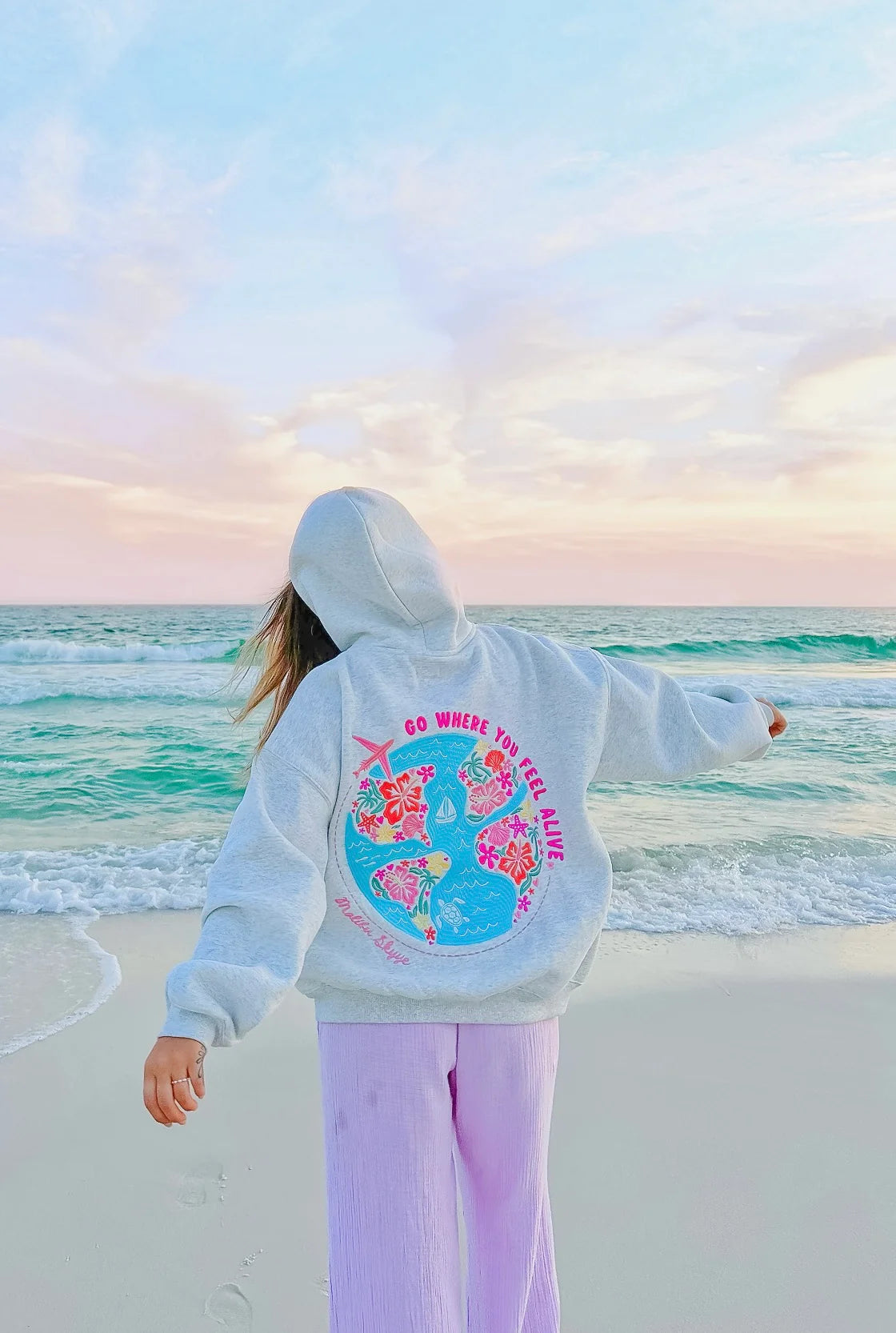 Feel Alive Hoodie - Heather Grey