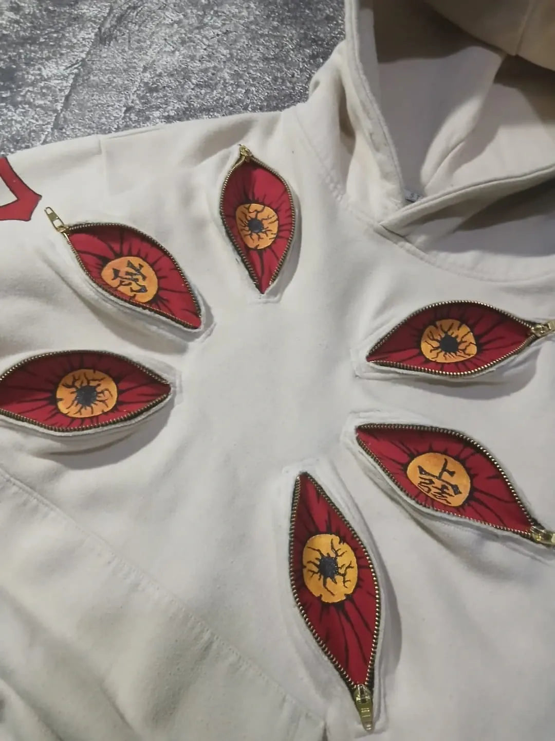 SIX EYES "KOKUSHIBO" HOODIE