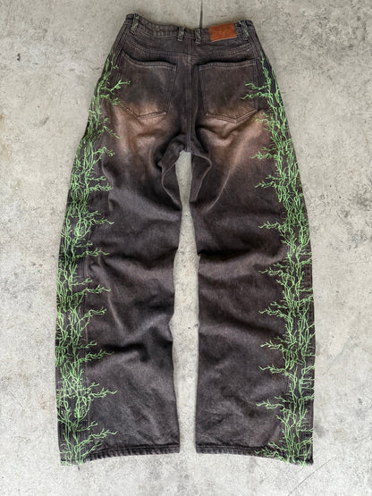 ‘overgrown’ baggy jeans