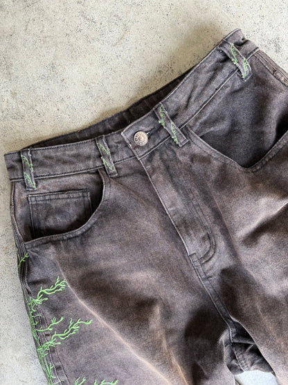 ‘overgrown’ baggy jeans